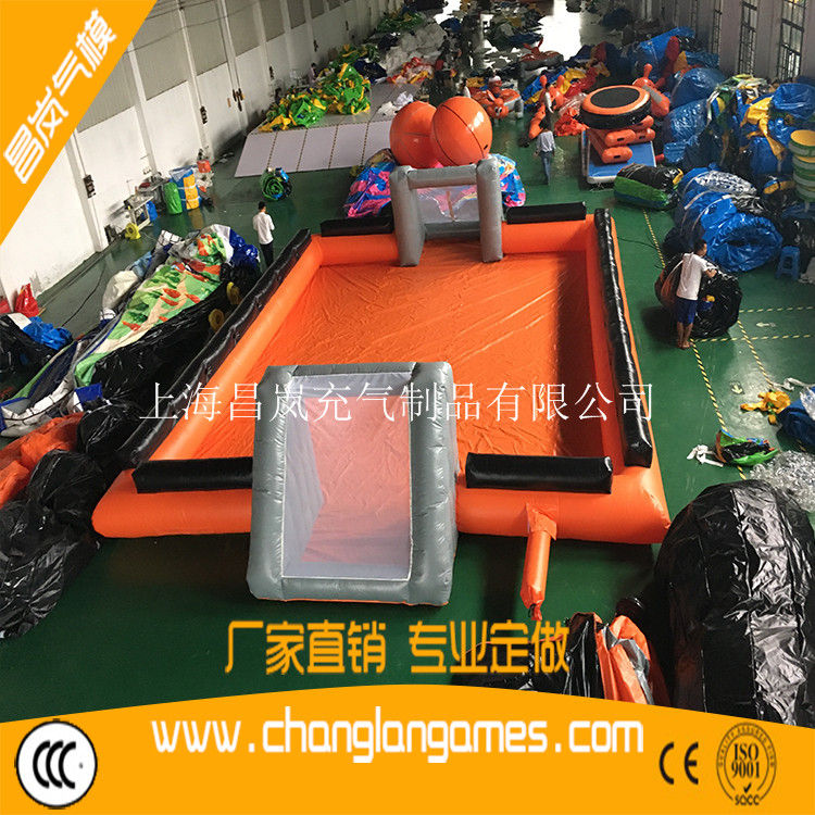 充氣足球場氣模趣味室內(nèi)外運(yùn)動 inflatable football pool for sale