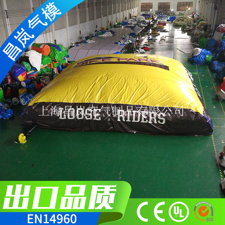 廠(chǎng)家直銷(xiāo) BMX充氣氣墊 big air bag 滑雪氣墊越野自行車(chē)氣墊 高空旋轉(zhuǎn)落下防護(hù)氣墊氣囊定做 蓋布充氣氣墊印LOGO